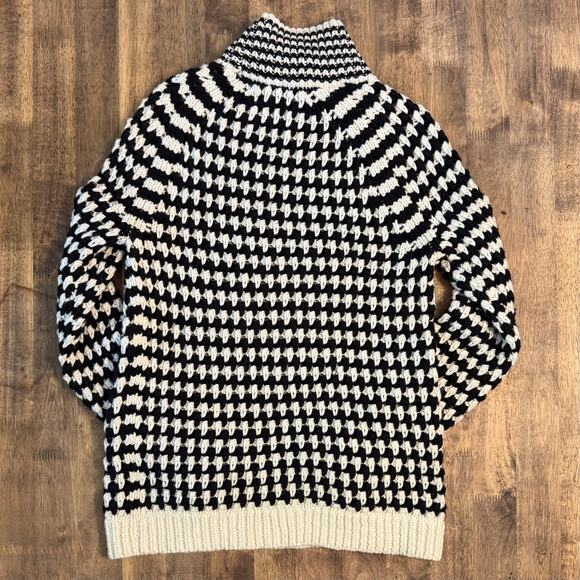 LOFT Chunky Knit Sweater Wool Blend Pullover Holiday Black White Size Small - Picture 6 of 10